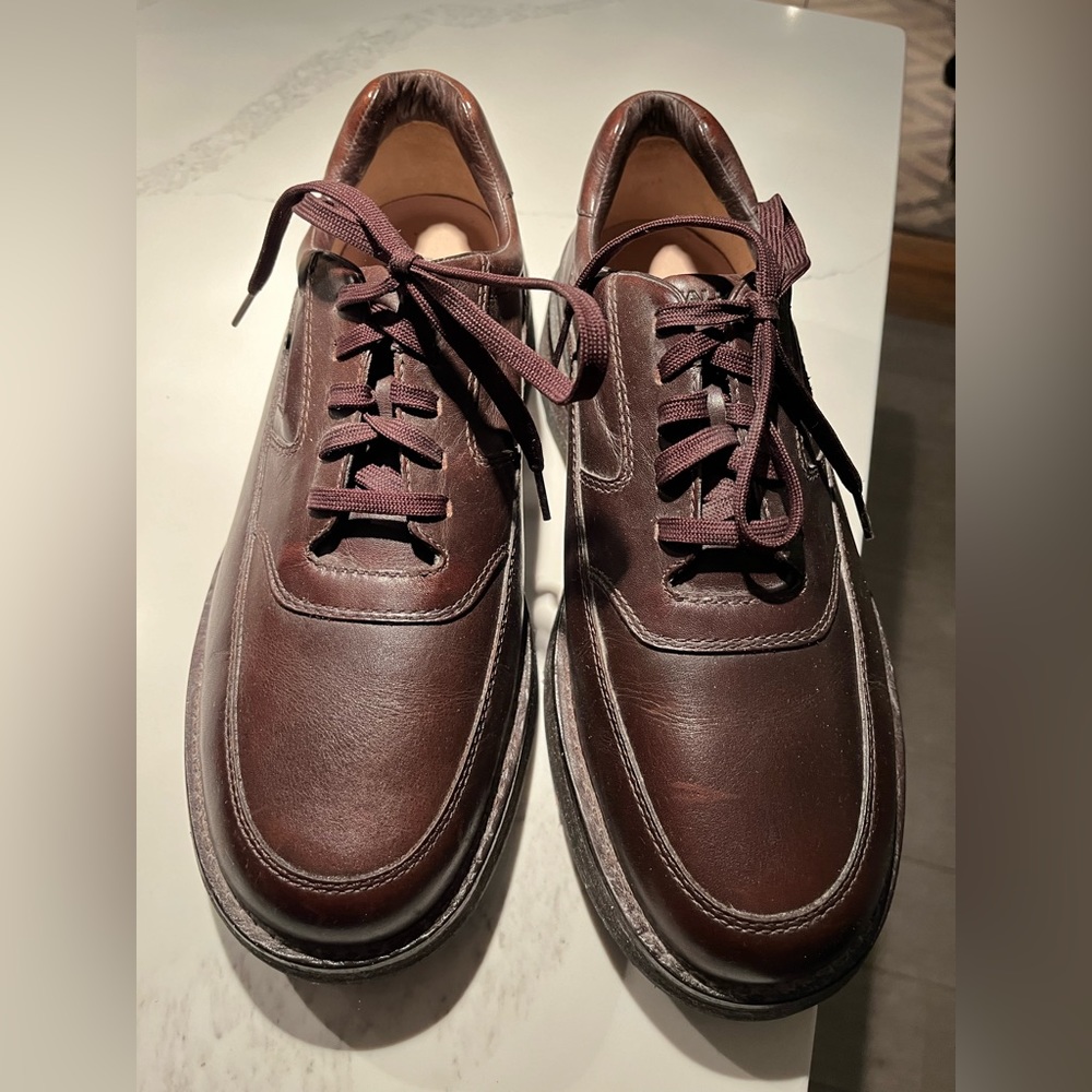 Men’s brown rockport pro walker shoes. Size 12w.